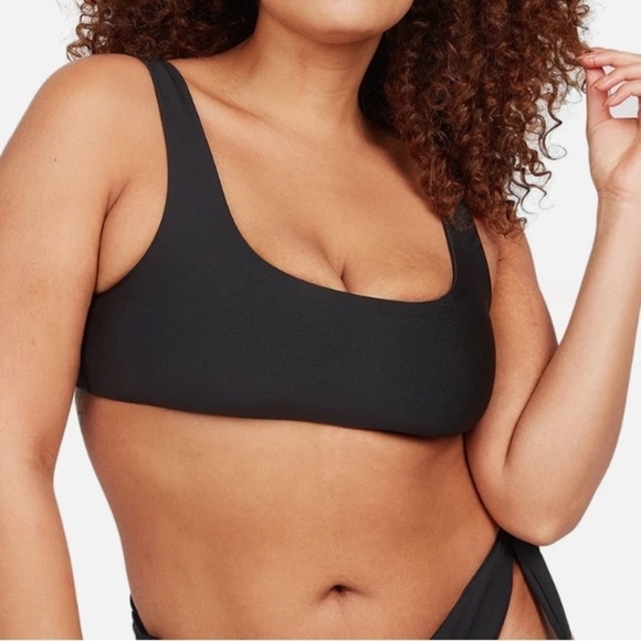 NWT Volcom Simply Seamless Scoop Neck Tie Back Bikini Top in Black - Picture 1 of 7